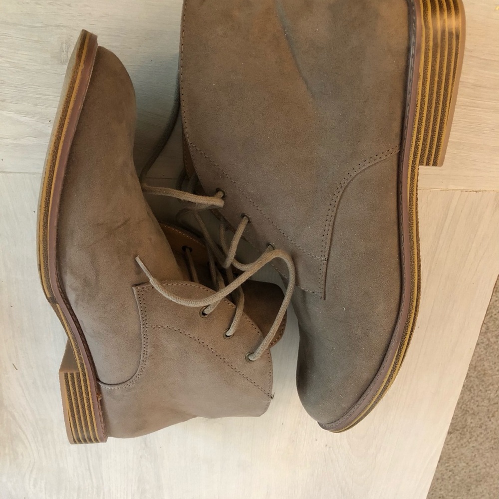 Old Navy Tan Faux Suede Desert Chukka Boots Mens Size 12 - Picture 7 of 11